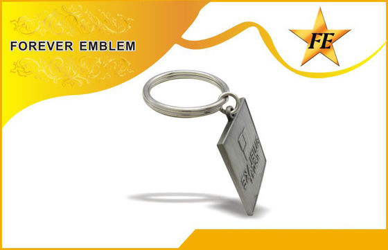 Fer d'émail Keychains promotionnel carré en alliage de zinc pour des cadeaux d'anniversaire