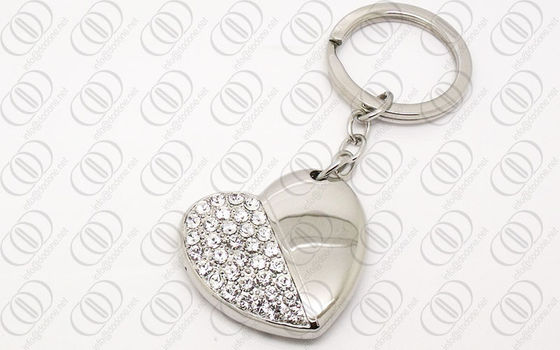 Forme Keychain de coeur d'acier inoxydable de bijoux avec les cristaux clairs de Swarovski