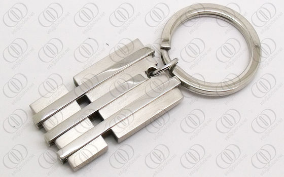 Finition polie de Keychain d'acier inoxydable et balayée brillante argentée élégante